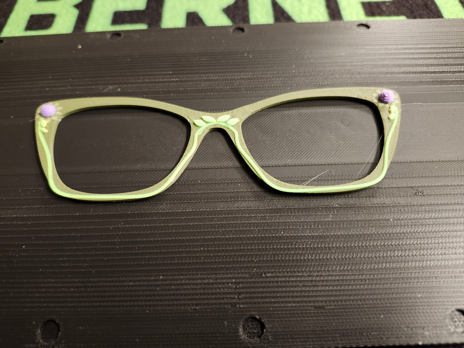 Ivy Cat-Eye Magnetic Eyeglass Toppers (olive base frame)