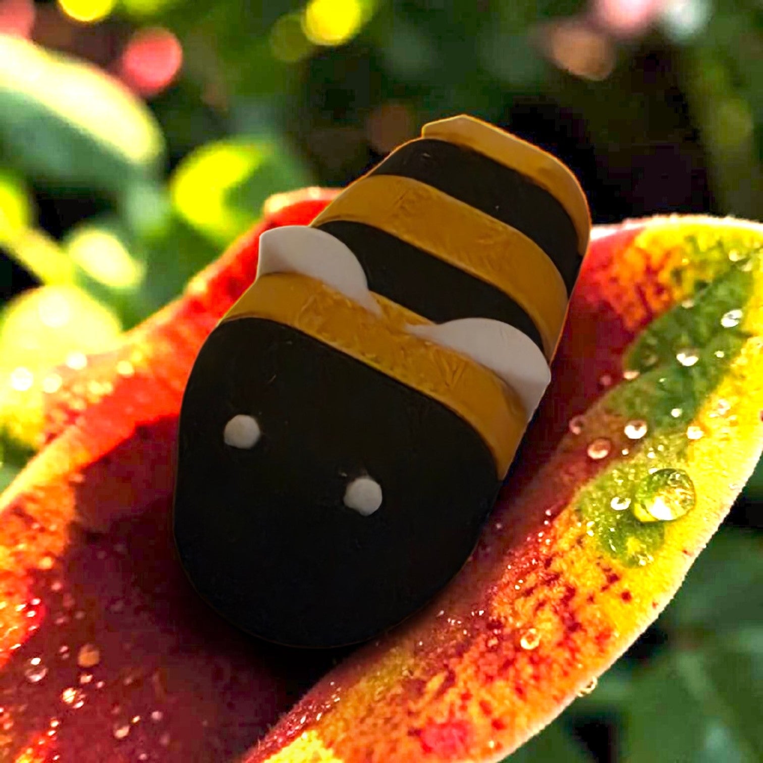 Nature: Bumblebee CGM Cover compatible with Dexcom G6, G7, Libre 2/2+, 3/3+ or Stelo